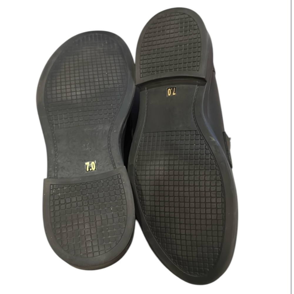 Blondo Black Leather Loafers - Picture 10 of 12